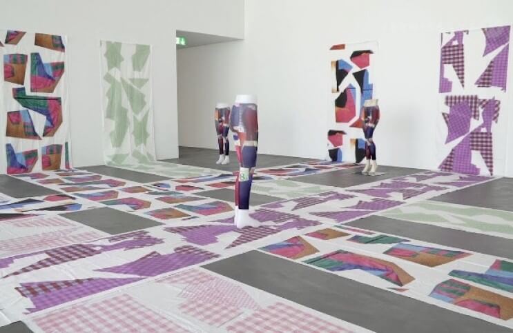 My Plastic Bag - Cheryl Donegan at Kunsthalle Zurich - Ideelart