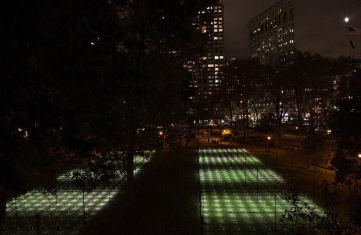 How Erwin Redl Sheds Some Light on the World with LED Installations - Ideelart