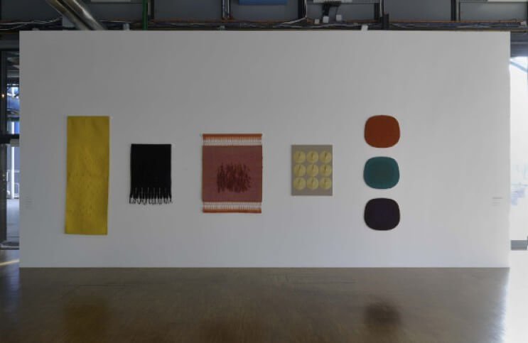 10 Textile Pieces from the Sheila Hicks Exhibition at Centre Pompidou Paris - Ideelart