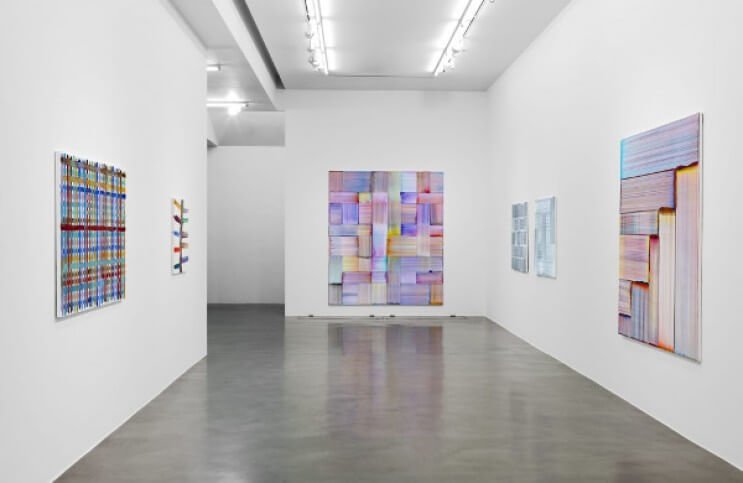 The Interweaving Process of Bernard Frize - Ideelart