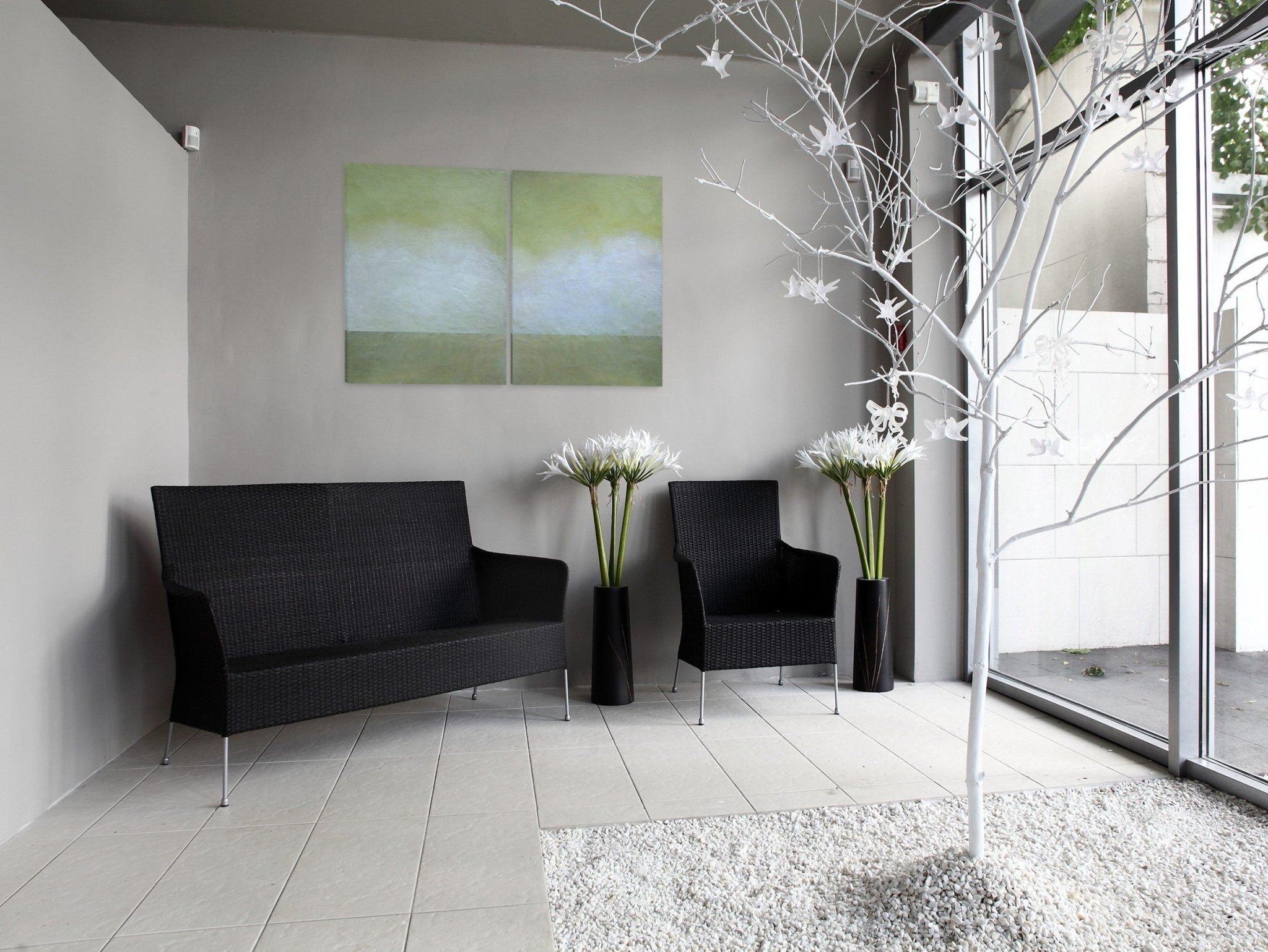 The Whisper of Solitude - Janise Yntema - Abstract Painting - Ideelart