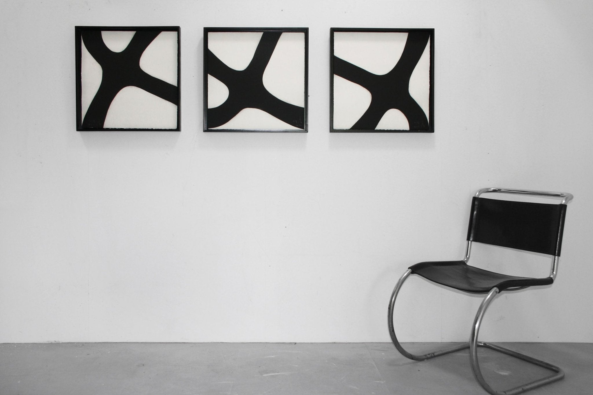 14C5 - Pierre Muckensturm - Abstract Prints - Ideelart