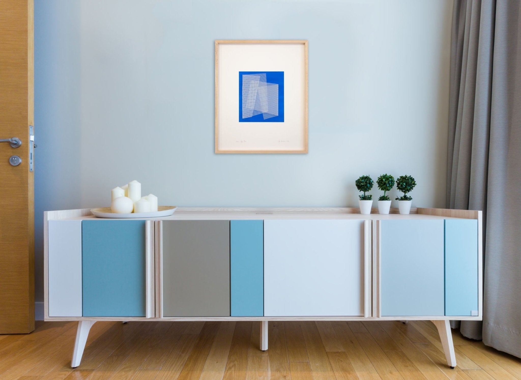 Moiré Azur Blue - Tom Henderson - Abstract Painting - Ideelart