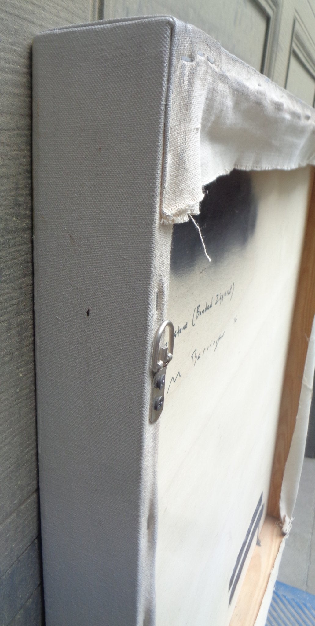 Bloomstone (Banded Ziggurat) - Michael Barringer - Abstract Painting - Ideelart