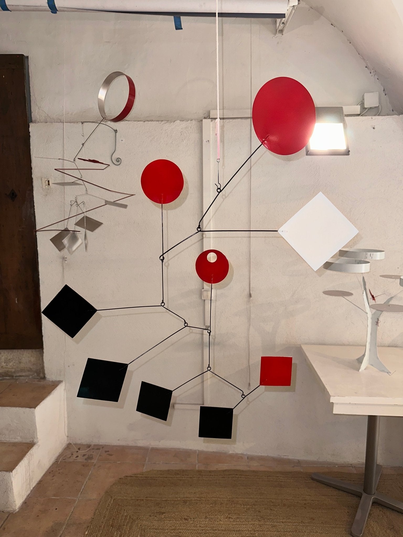 Alexander's Inspiration - Amaury Maillet - Abstract Sculpture - Ideelart