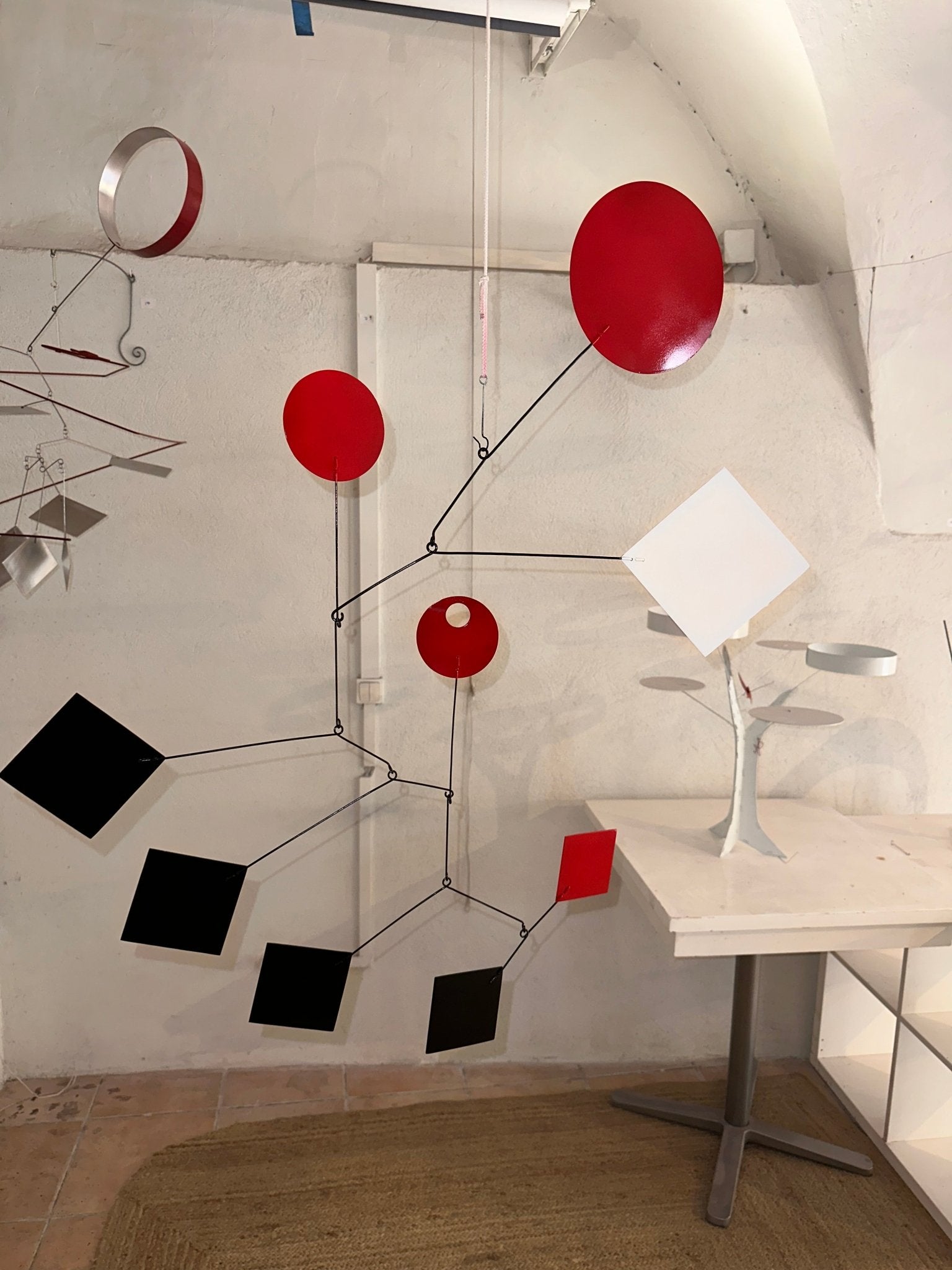 Alexander's Inspiration - Amaury Maillet - Abstract Sculpture - Ideelart