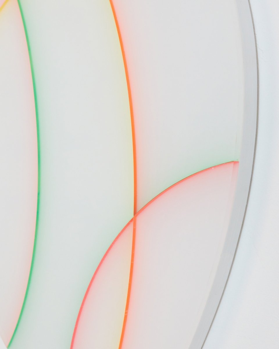 Shield I - by Tom Henderson - Abstract Painting - Ideelart