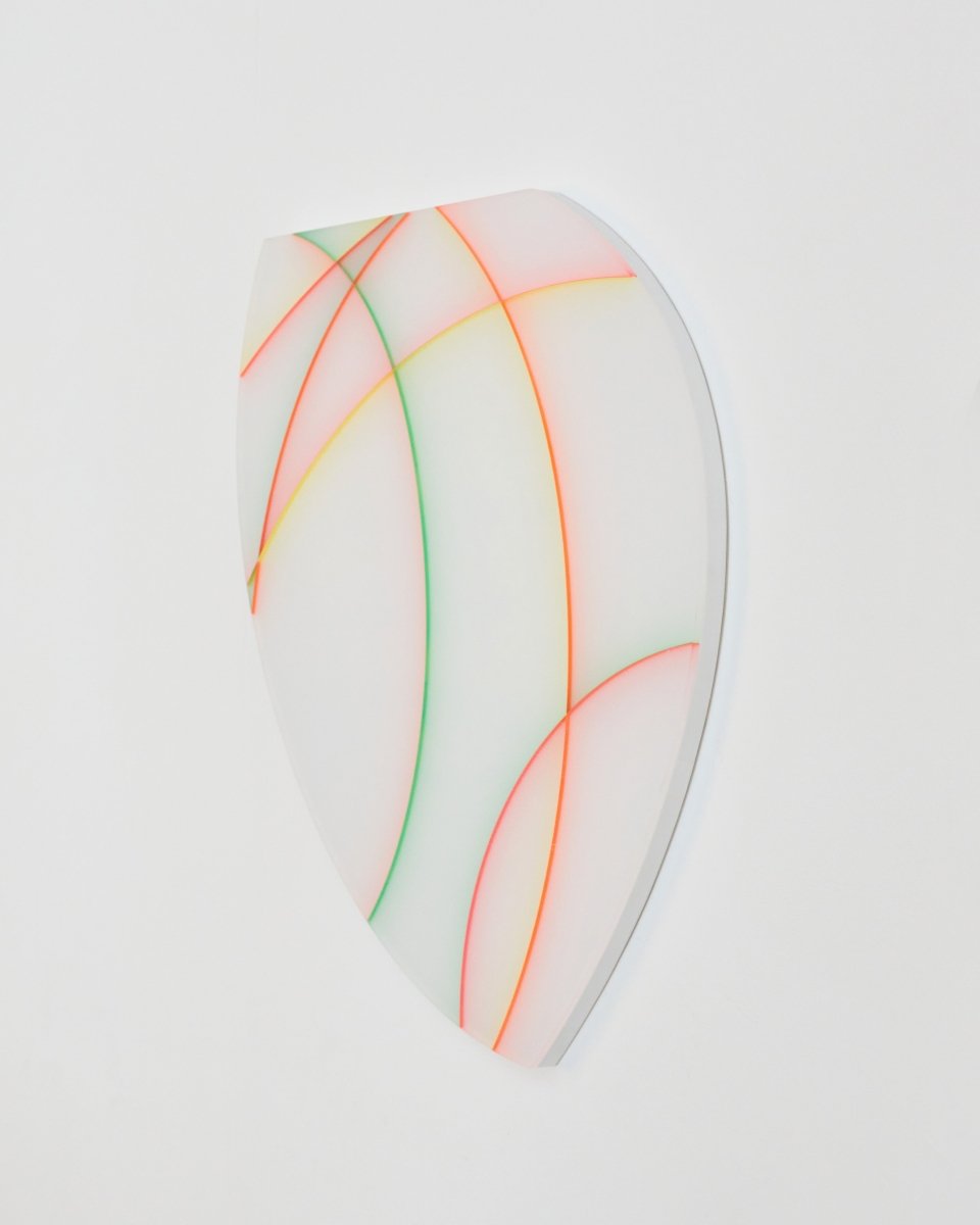 Shield I - by Tom Henderson - Abstract Painting - Ideelart