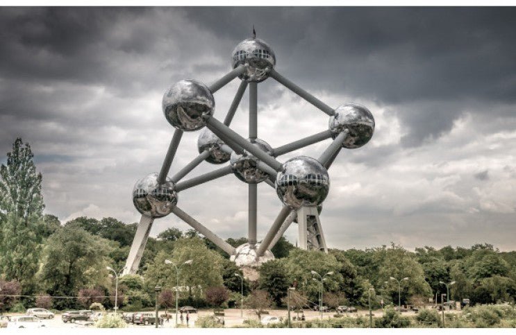 The Story of Atomium, A Brussels Gem That Almost Wasn't - Ideelart
