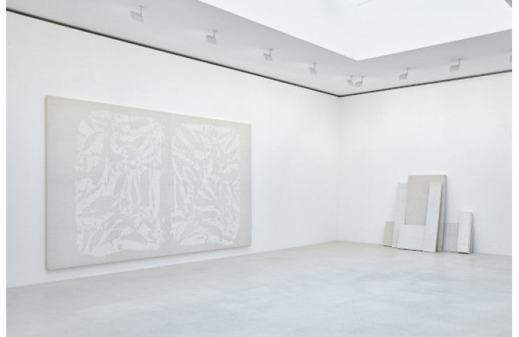 Gagosian Paris Gathers Artists Who Create Art Blanc sur Blanc