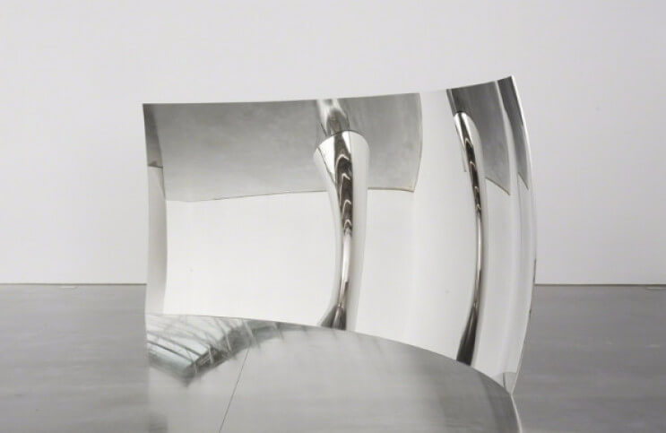 Anish Kapoor and the Abstract Essence in Space