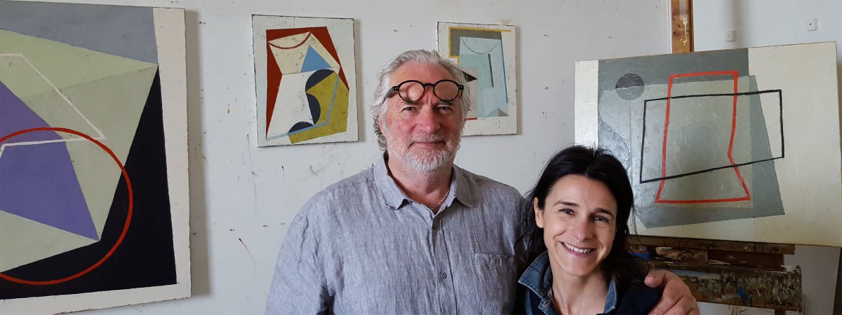 Jeremy Annear and Ideelart's CEO Christelle Thomas in the artist's studio