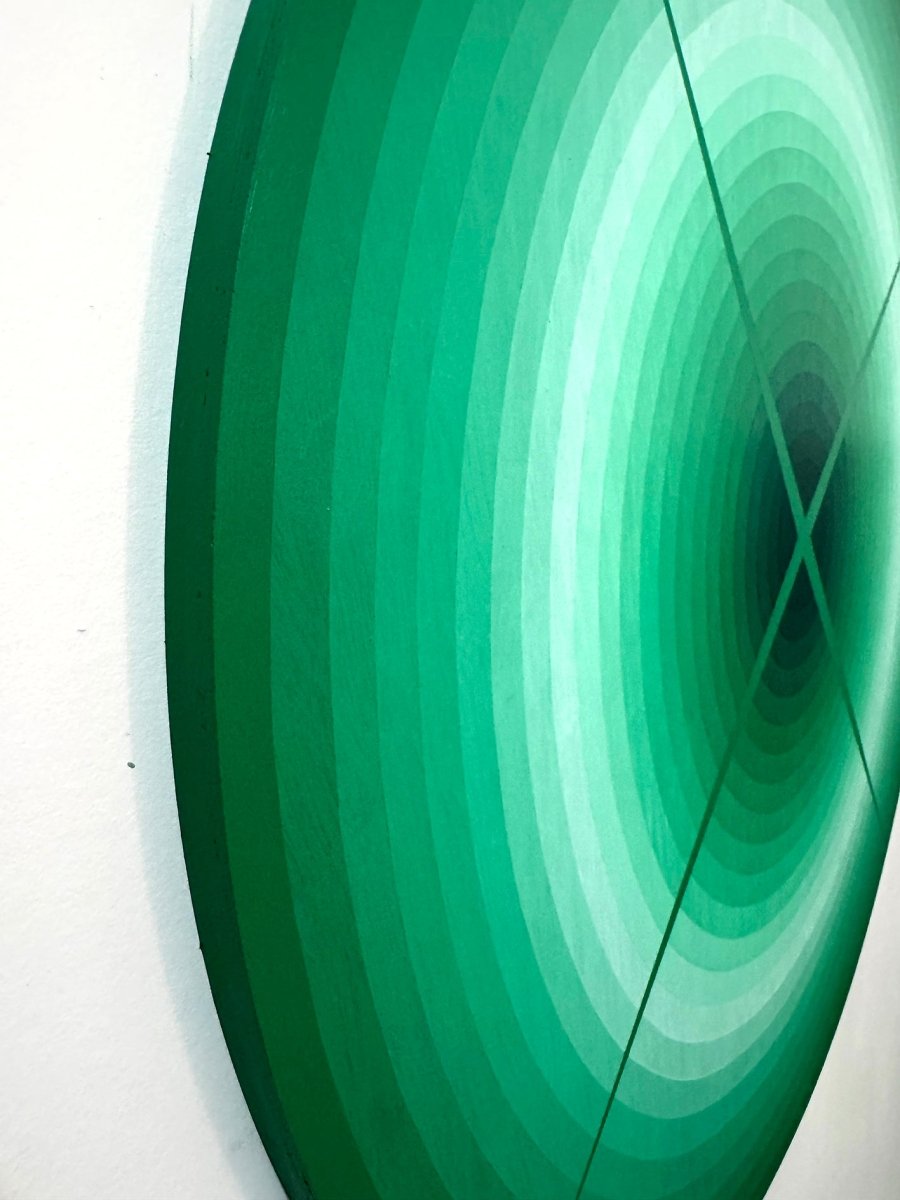 Light Interaction (Emerald) - by Andy Harwood - Abstract Painting - Ideelart